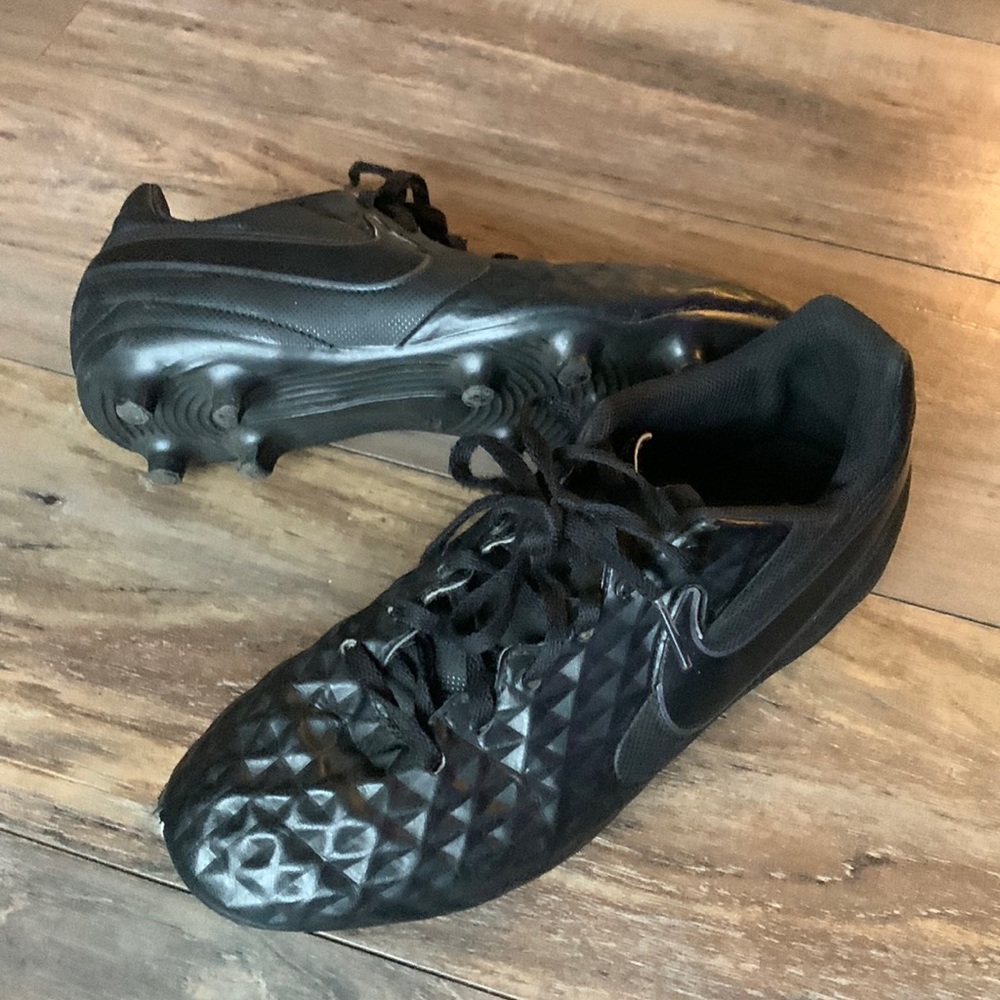 *Host Pick* Nike Kids Tiempo Soccer Cleats